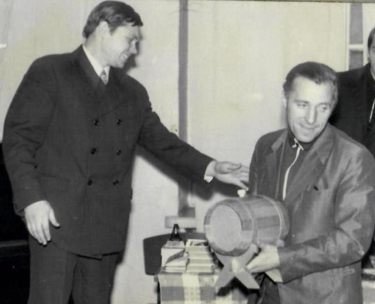 Klubo vadovo pareigas iš V. Dzemidzionkos perima Aleksas Novikovas (kairėje)